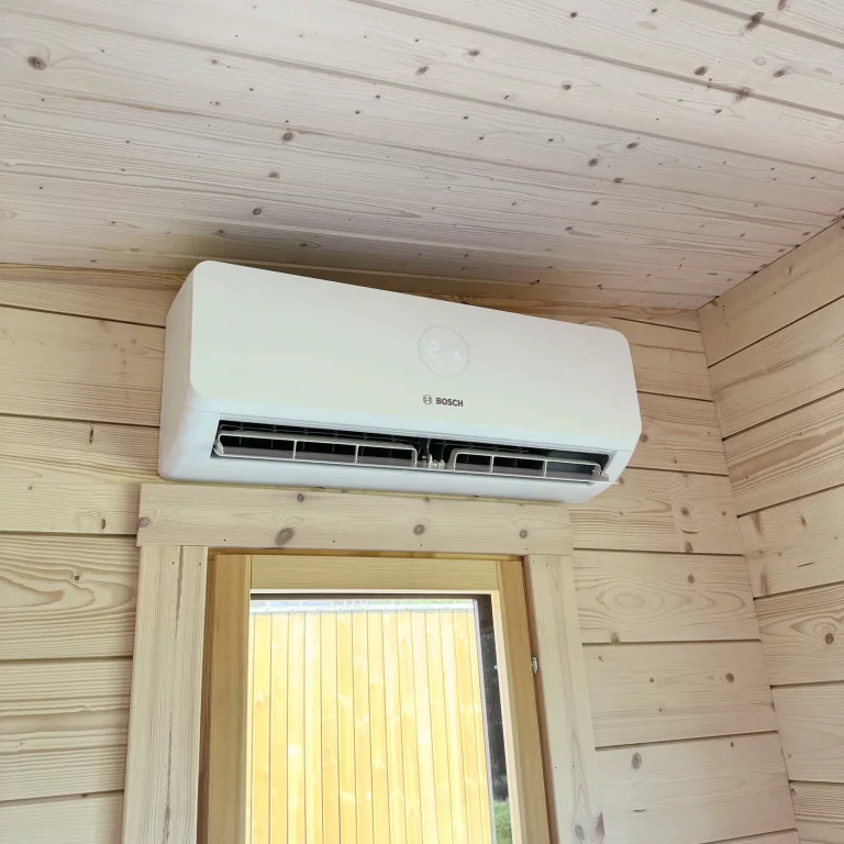Bosch Climate 5100i -ilmalämpöpumpun asennus pieneen mökkiin Pornaisissa